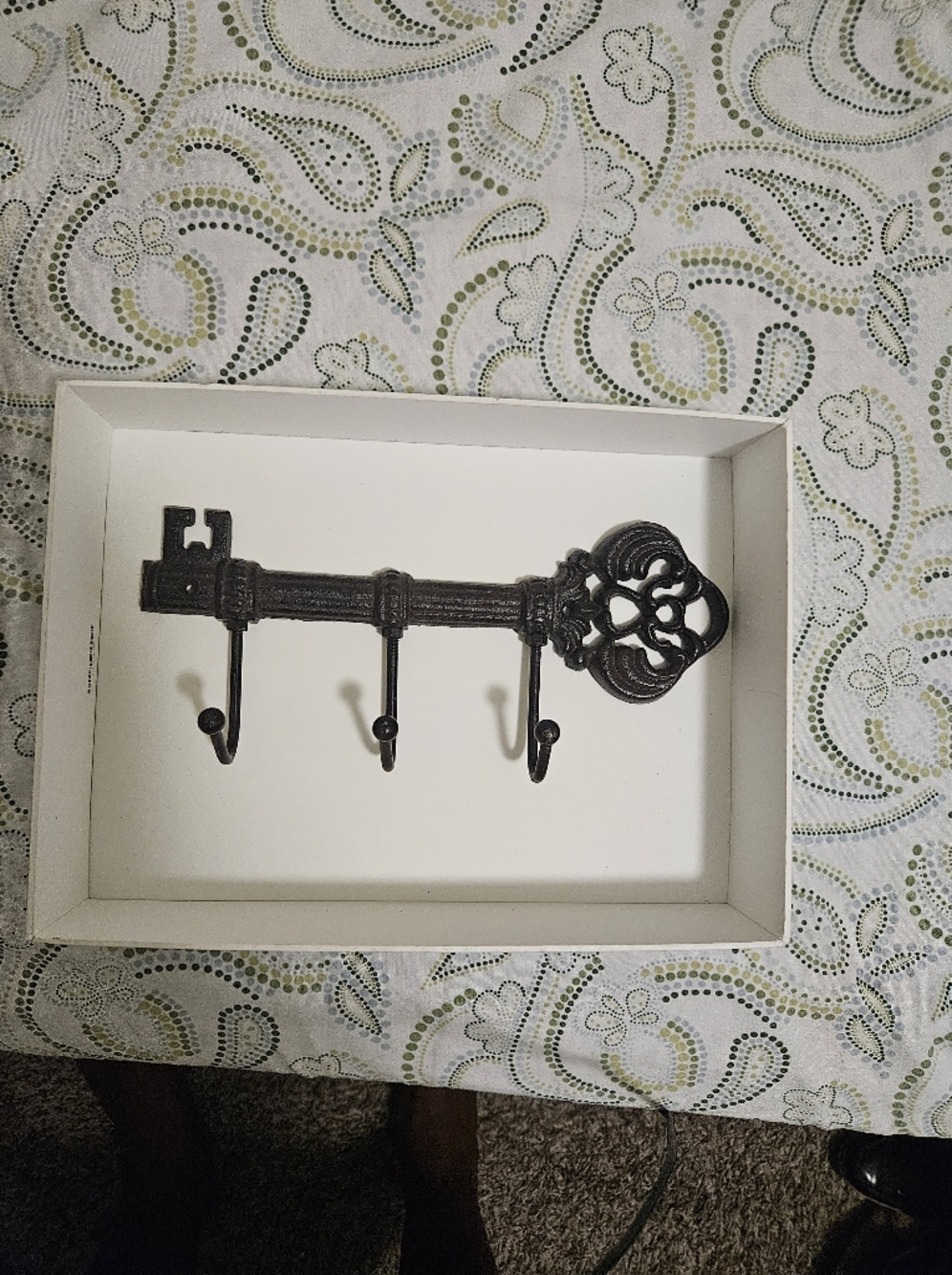 Decorative Key-Shaped Wall Hook - Bronze